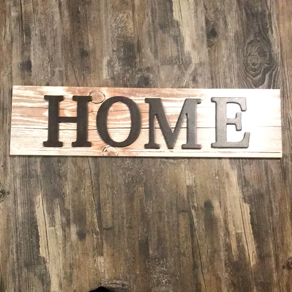 Rustic, wooden wall decor!